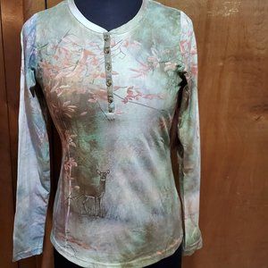 Legendary Whitetails Women's Wooded Serenity Top